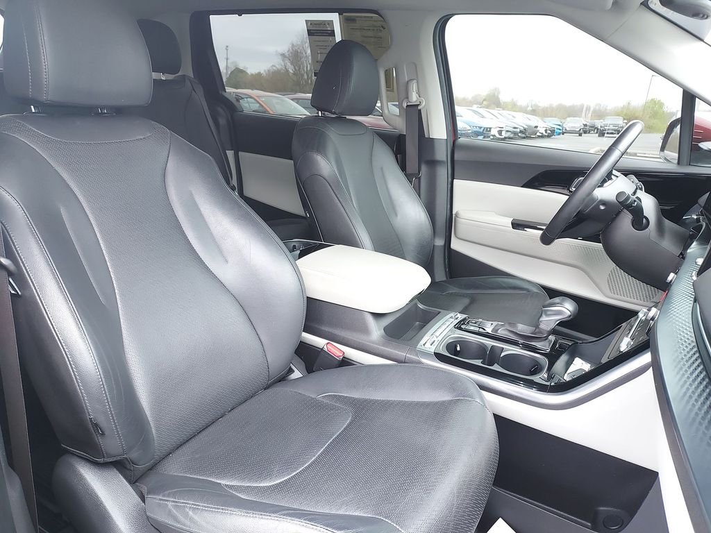Certified Used 2024 Red Kia SX Prestige image 32