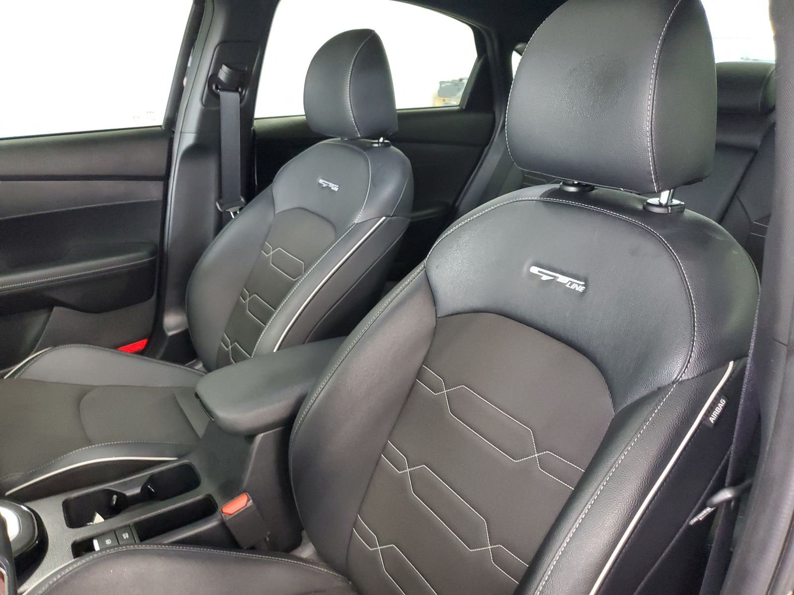 Used 2024 Black Kia GT-Line image 11