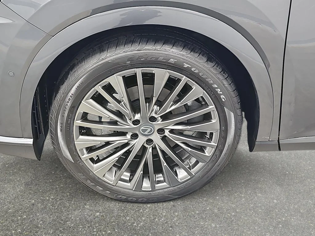 New 2026 Cloudburst Gray Lexus LUXURY image 31