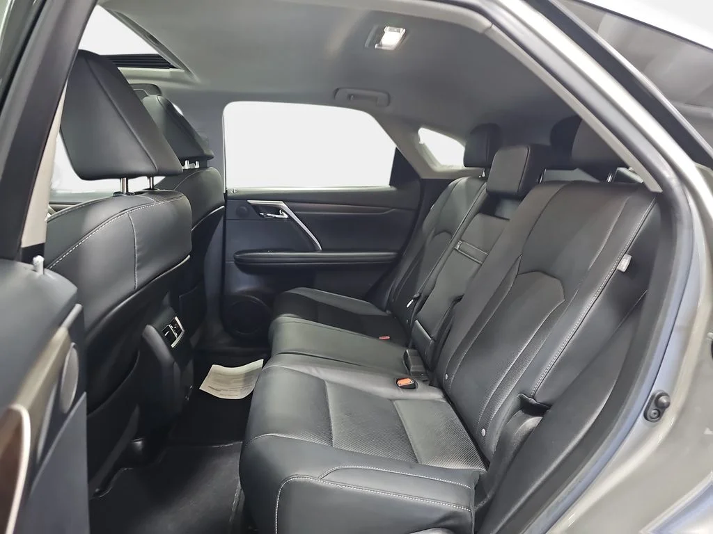 Used 2022 ATOMIC SILVER Lexus 450h image 12