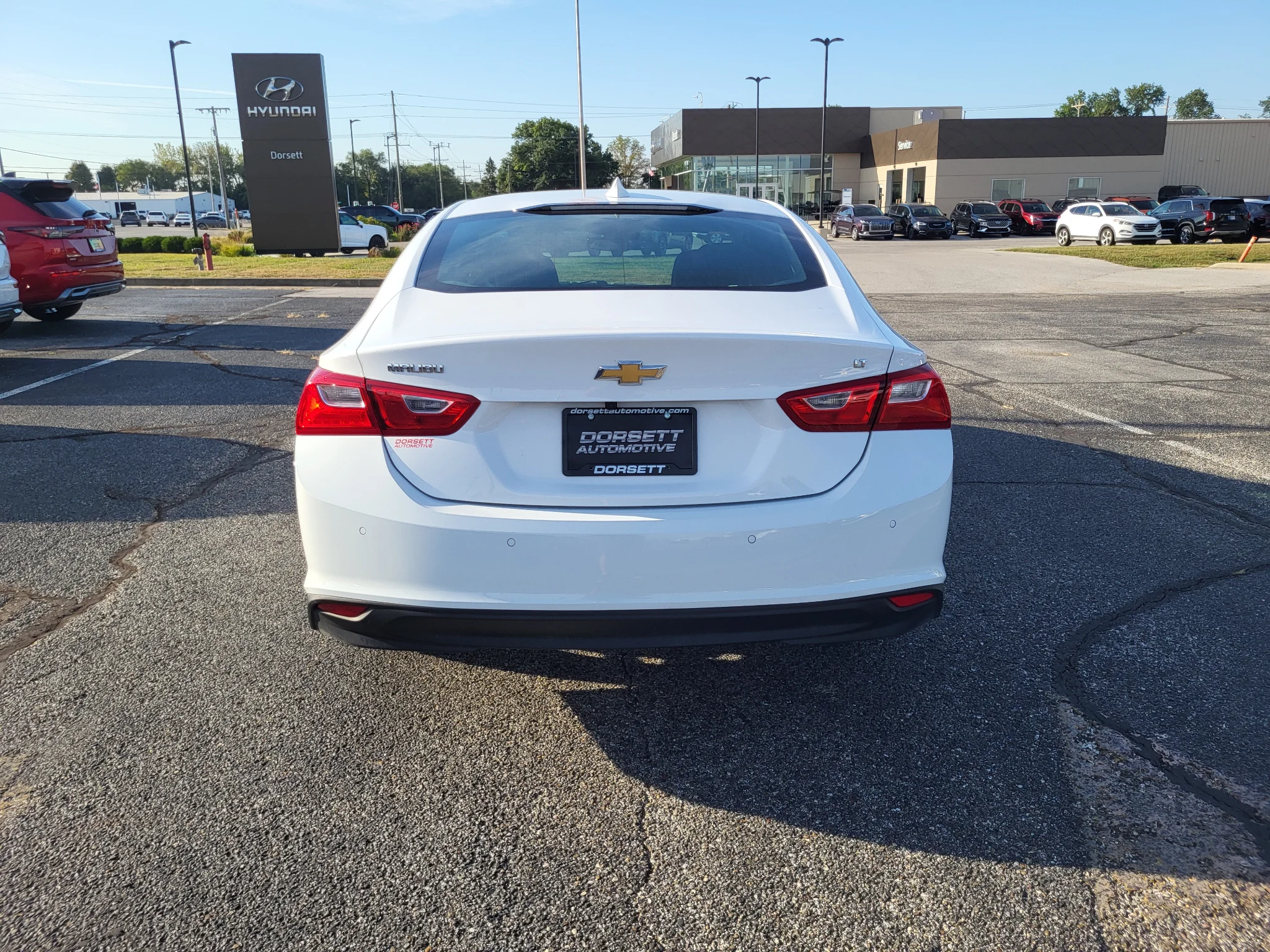 Used 2025 Summit White Chevrolet LT image 7