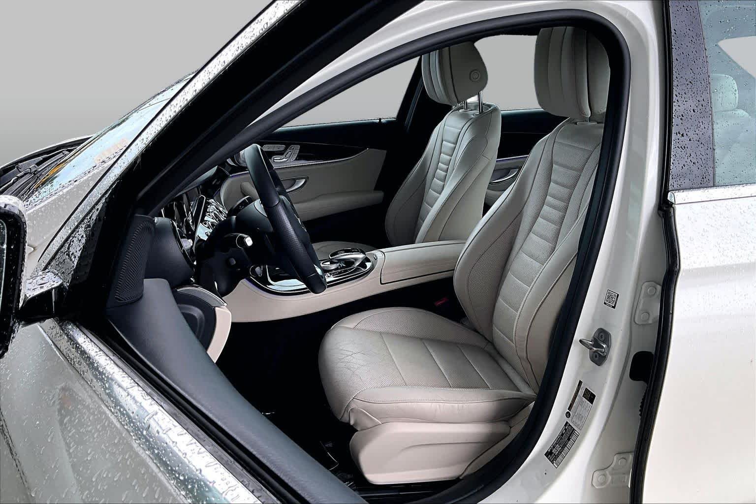 Used 2017 designo Diamond White Metallic Mercedes-Benz E 300 Sport image 8