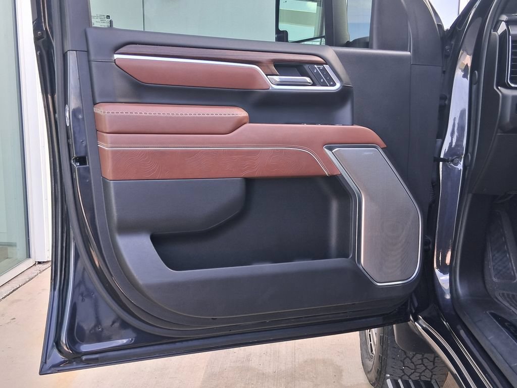 Used 2025 Titanium Rush Metallic GMC Denali Ultimate image 19