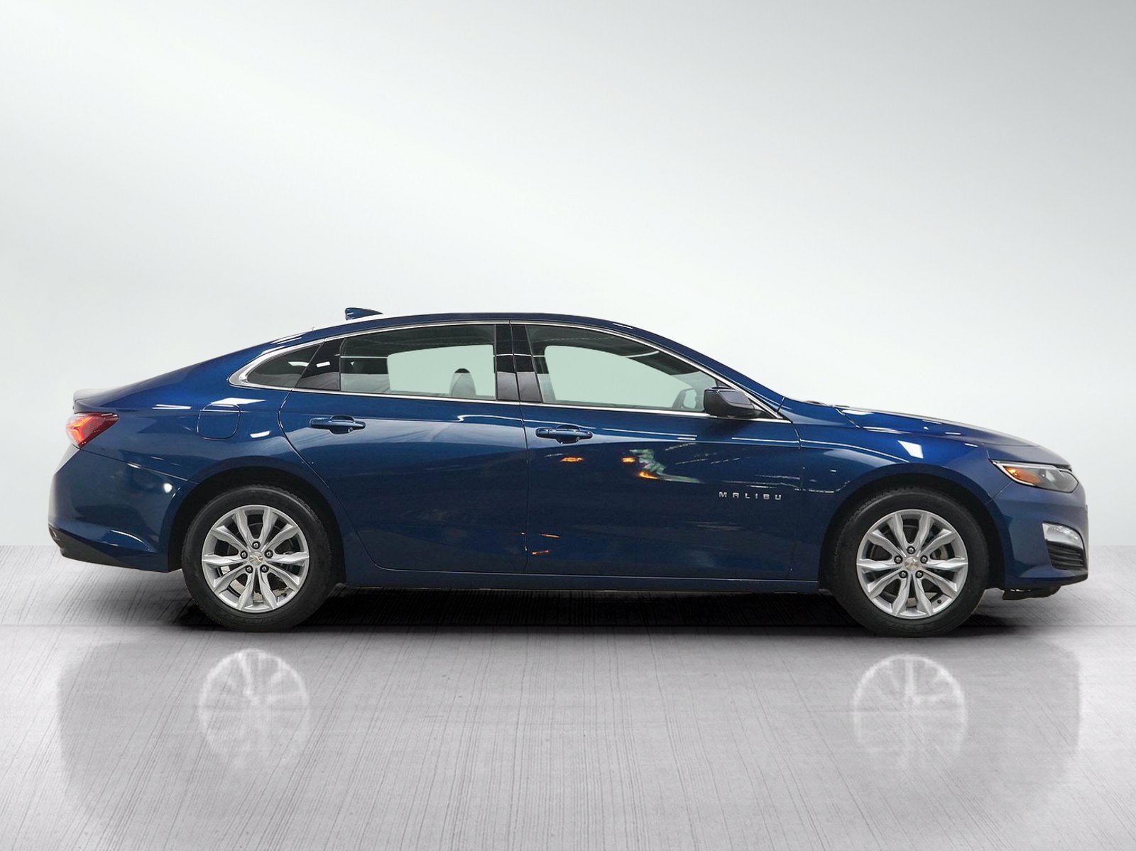 Used 2019 Pacific Blue Metallic Chevrolet 4dr Sdn LT w/1LT image 7