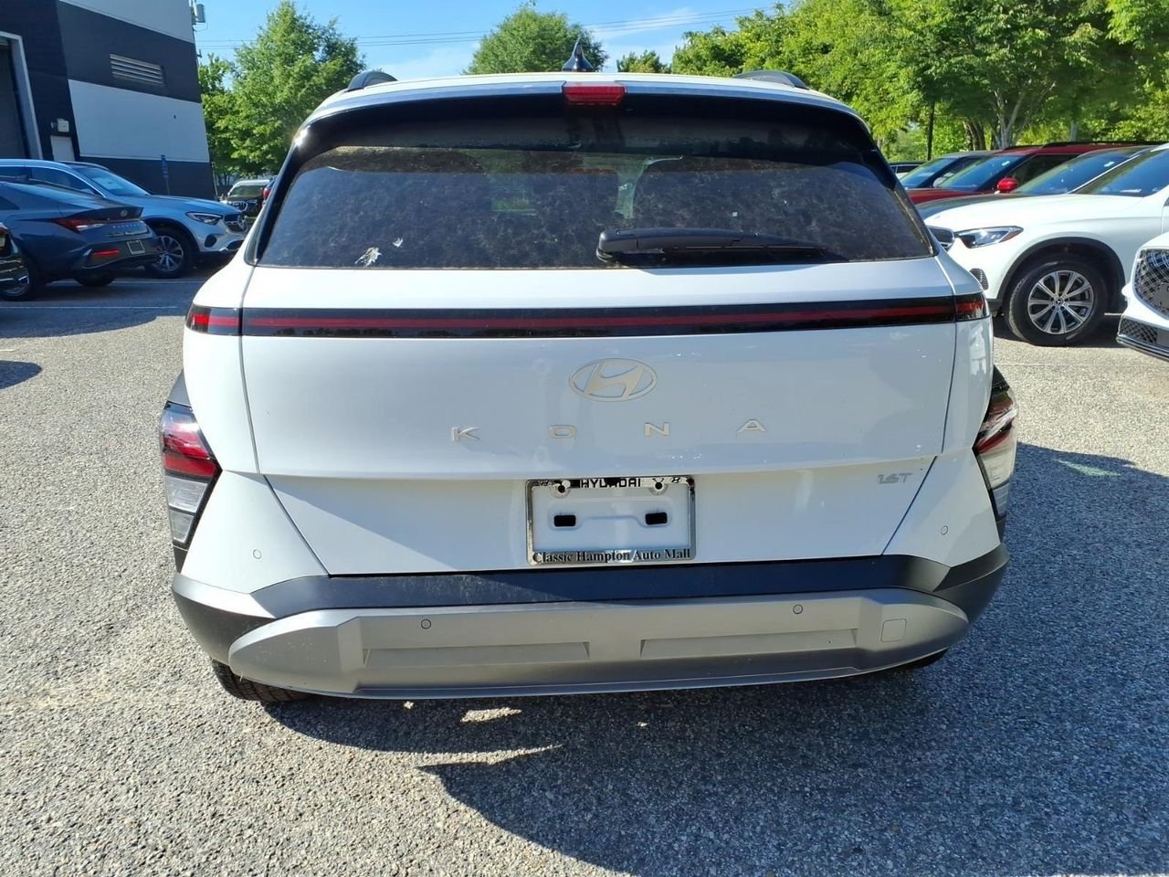 New 2026 Atlas White Hyundai Limited FWD image 7