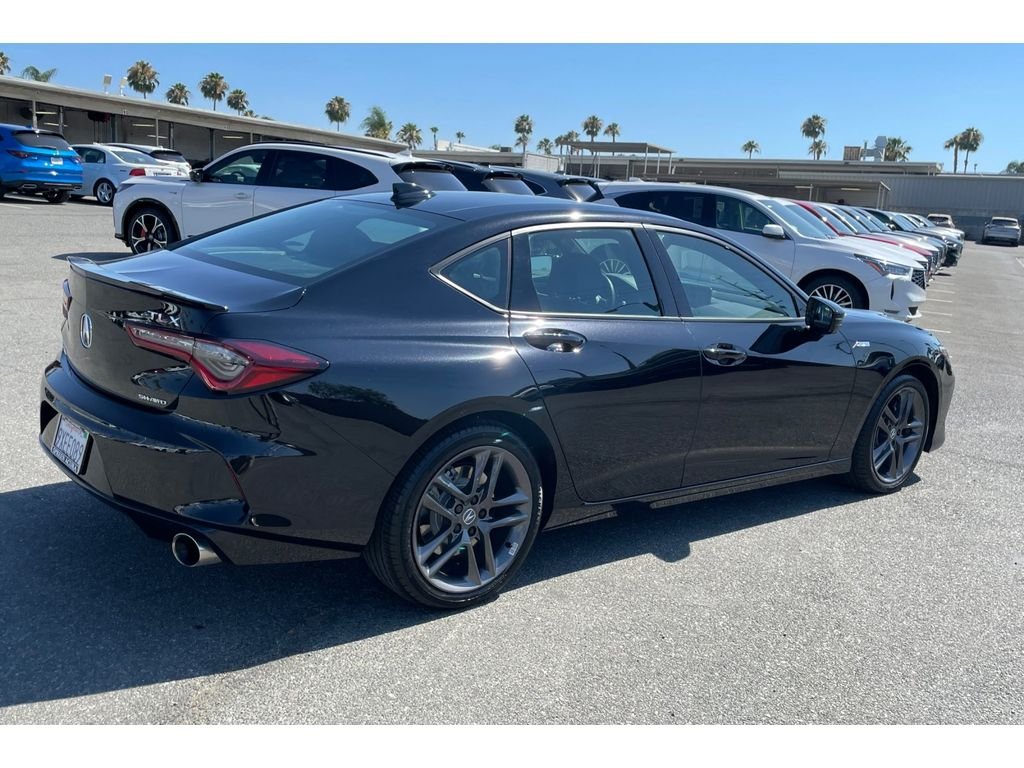 Used 2025 Majestic Black Pearl Acura w/A-Spec Package image 5