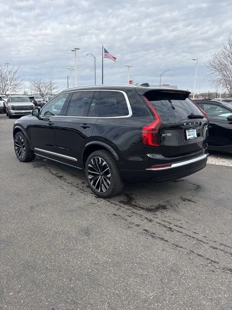 2026 Volvo XC90 Ultra - Photo 6
