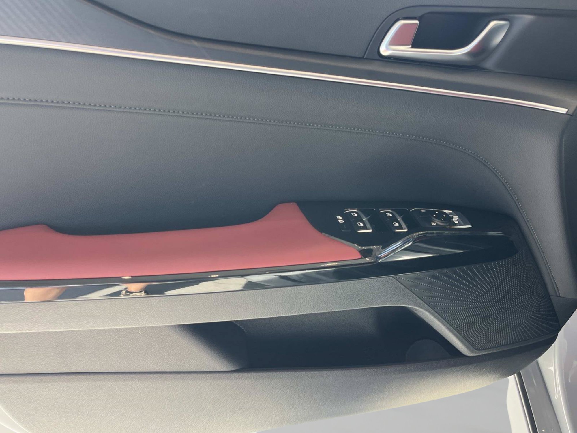 New 2026 Wolf Gray Kia GT-Line FWD image 16