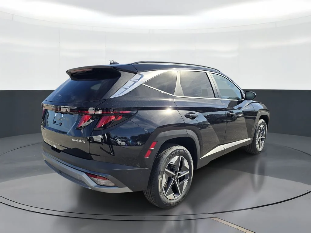 New 2026 Gray Hyundai SEL image 3