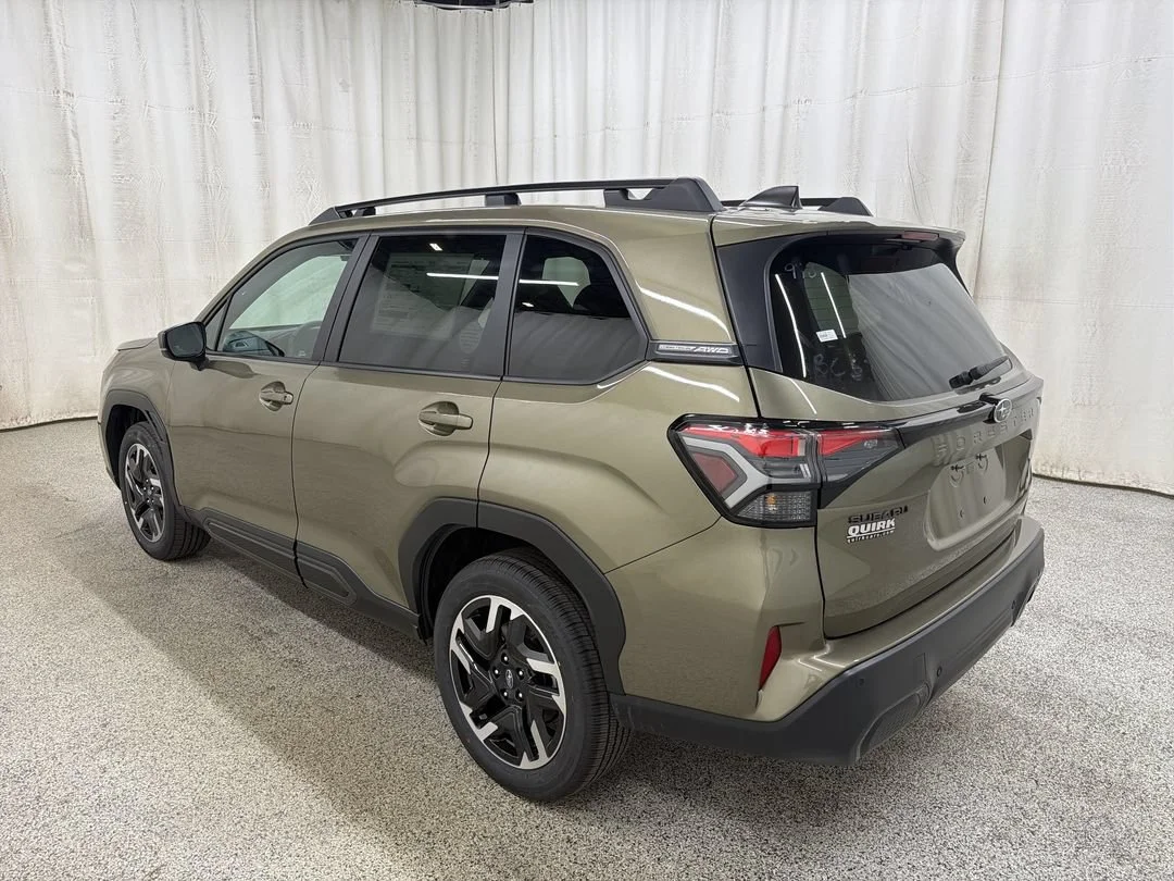 New 2026 Autumn Green Metallic Subaru Limited image 9