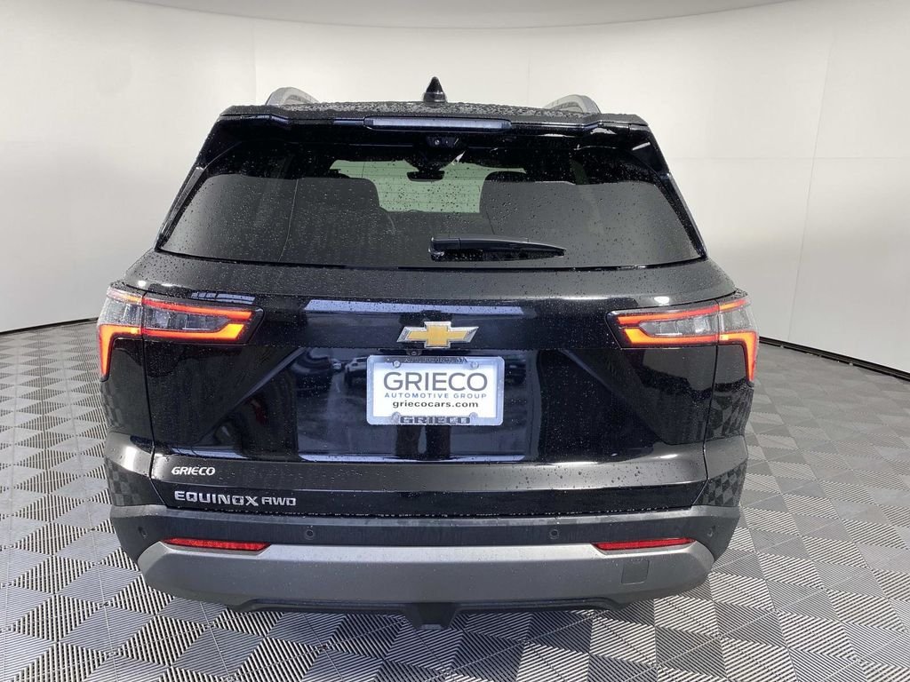 Used 2025 Black Chevrolet LT image 7