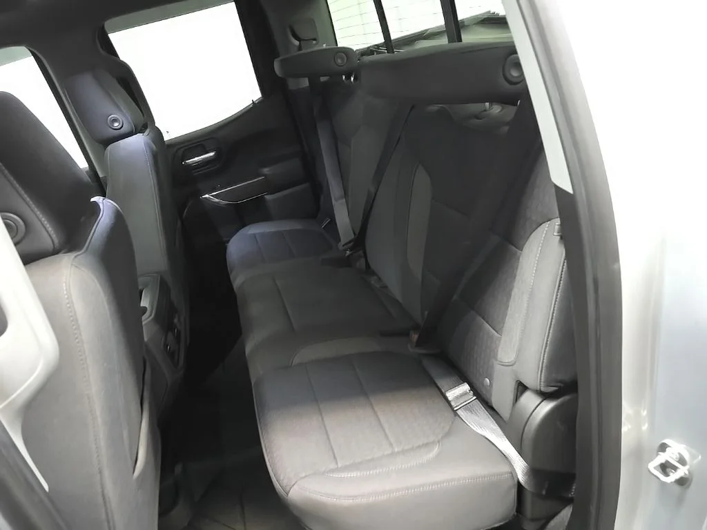 Used 2020 Silver Chevrolet RST image 31