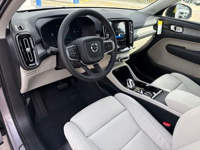 New 2026 Aurora Silver Volvo Ultra image 23