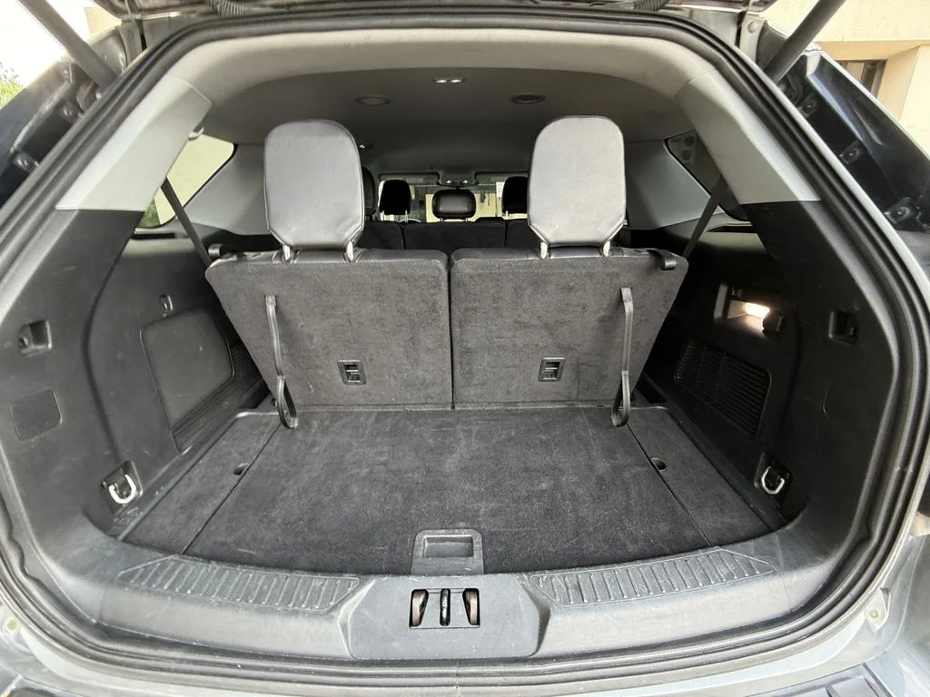 Used 2023 Gray Ford Limited image 19