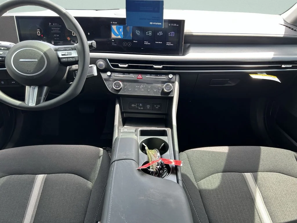 Used 2024 Black Hyundai SEL image 19