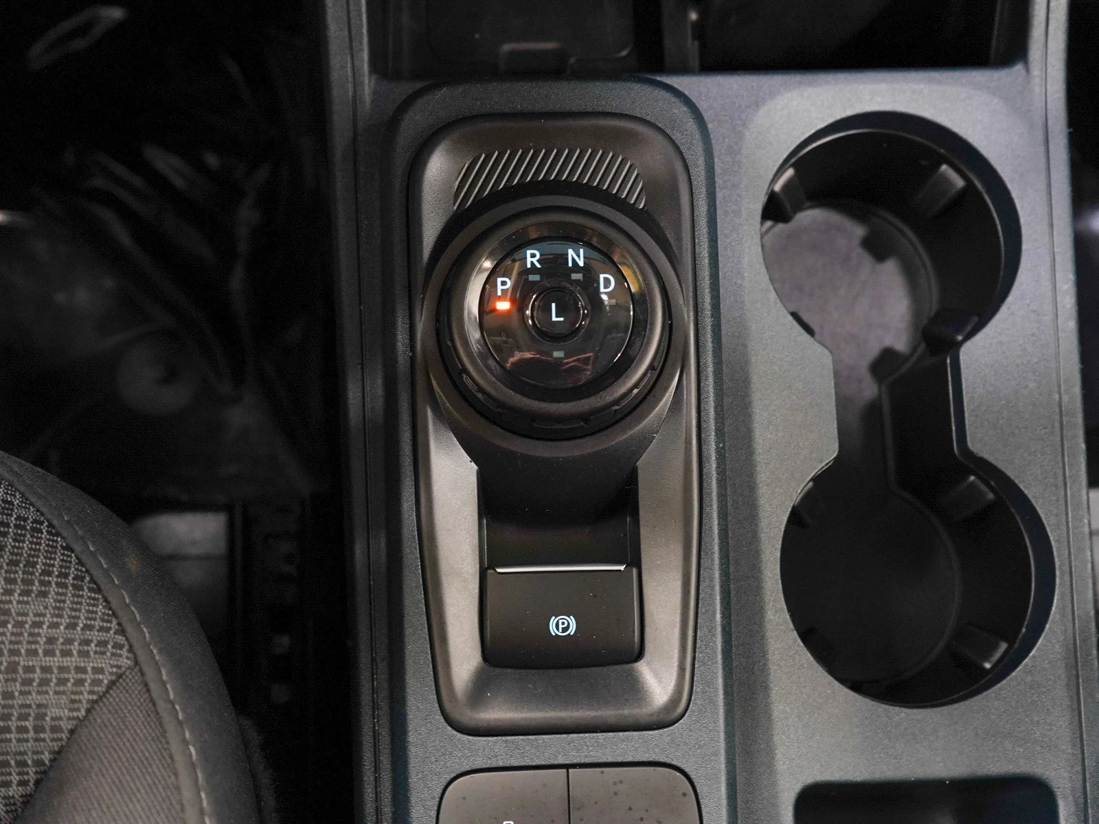 Used 2025 Beige Ford XL image 24
