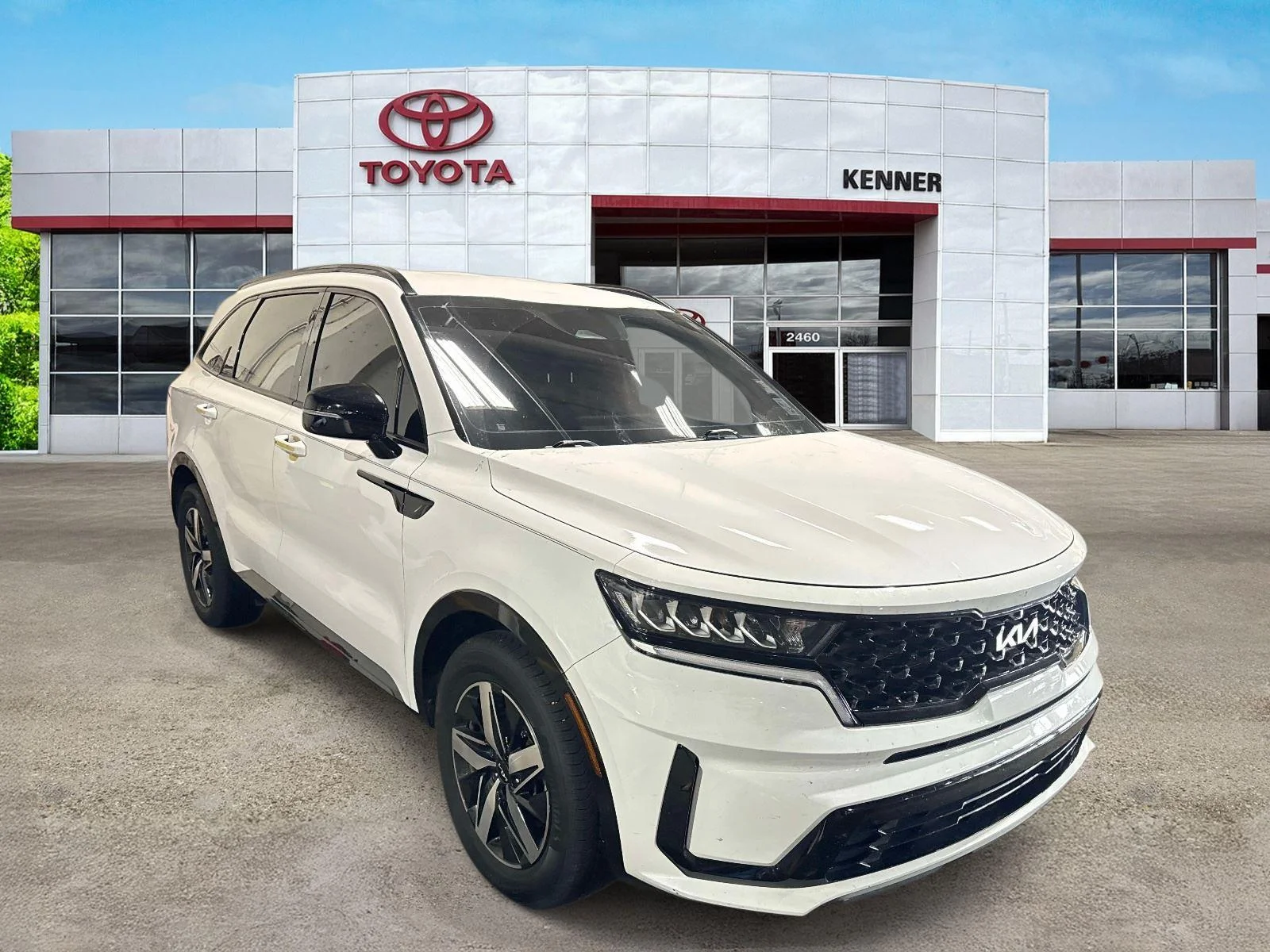 Used 2023 Glacial White Pearl Kia S image 8