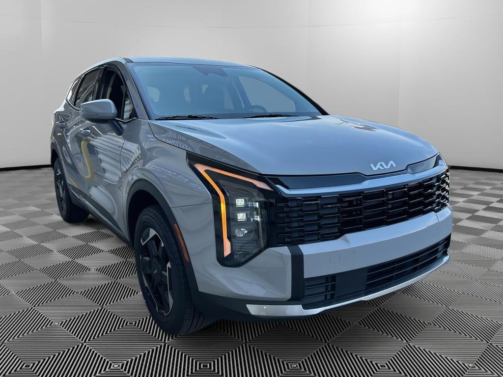 New 2027 Wolf Gray Kia S image 3