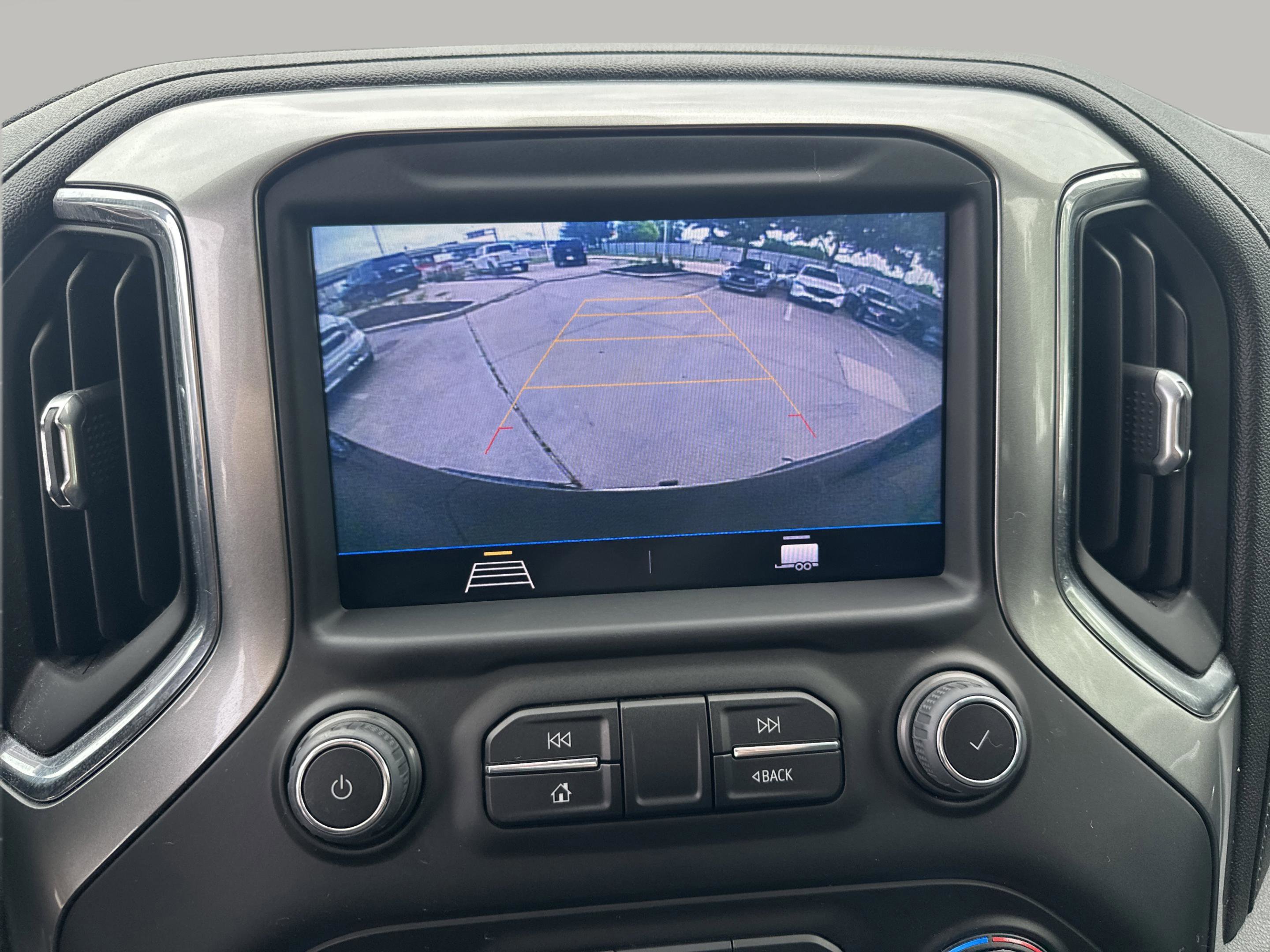 Used 2021 Black Chevrolet LT image 17
