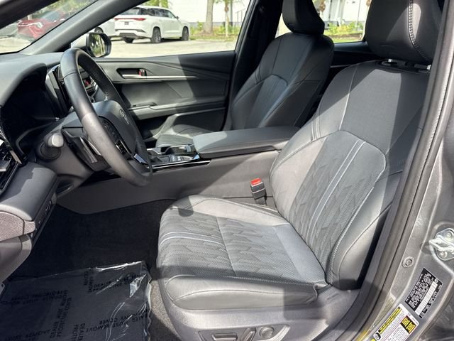 2025 Toyota Camry XSE - Photo 11