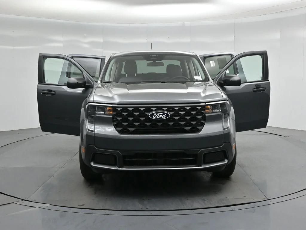 New 2026 Carbonized Gray Metallic Ford XLT image 27