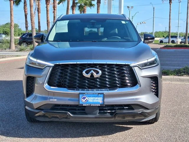 Used 2024 Gray INFINITI LUXE image 2
