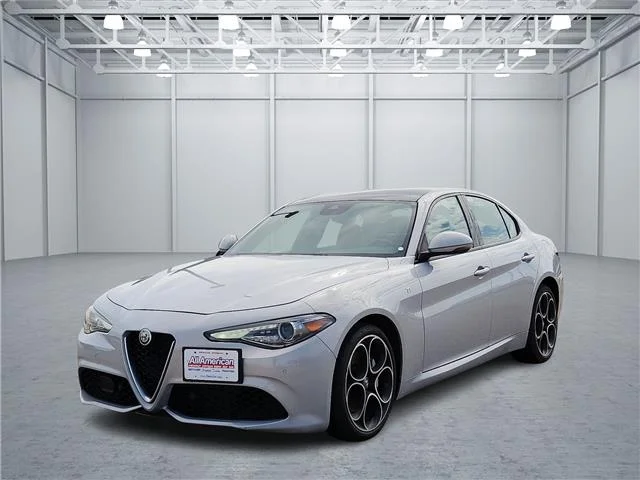 Used 2023 Vesuvio Gray Metallic Alfa Romeo Ti All-Wheel Drive image 1