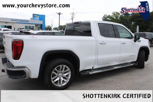 Used 2021 White GMC SLT image 4