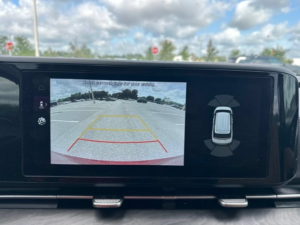 Used 2023 Red Kia EX image 21