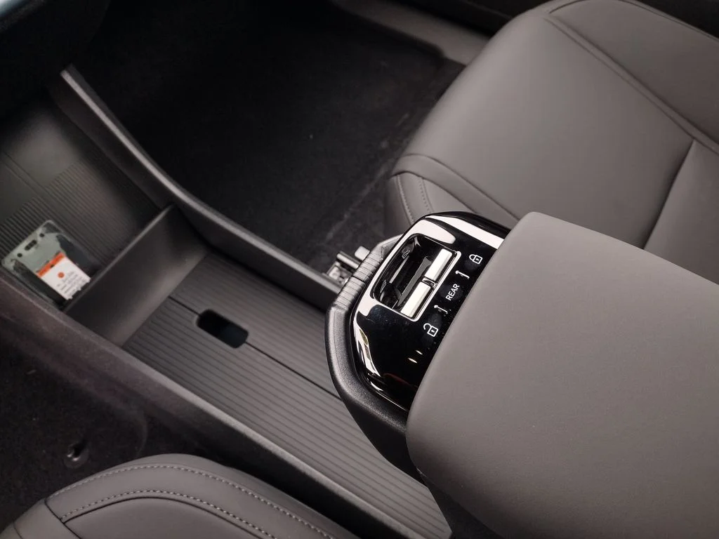 New 2025 White Volvo Twin Motor Performance Ultra image 14