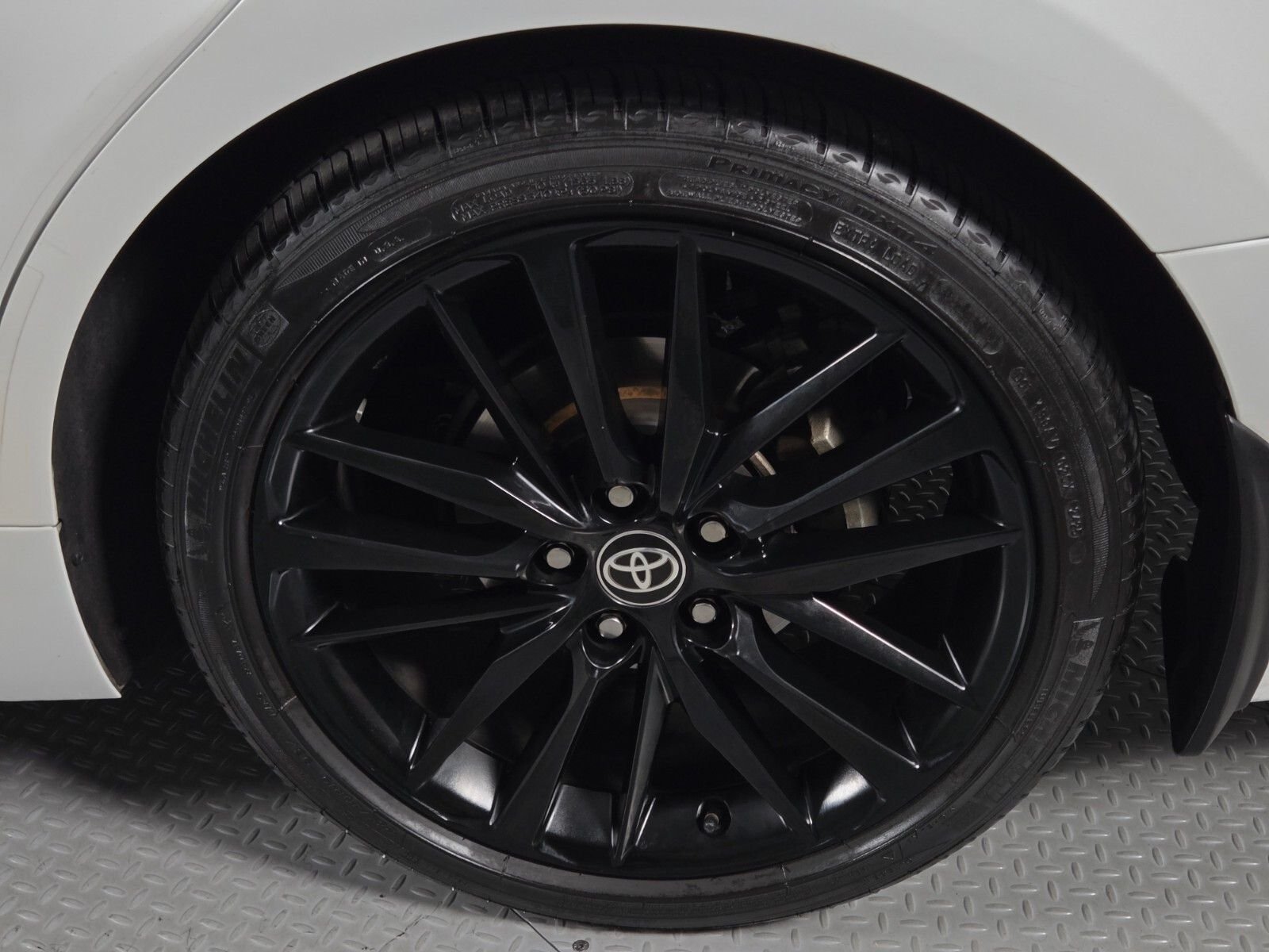 Used 2022 Pearl Toyota XSE image 10