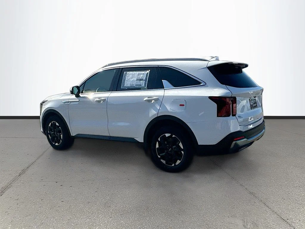 New 2026 Glacial White Kia S image 5