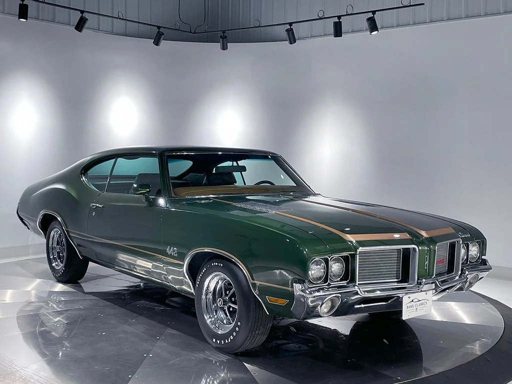 Used 1972  Oldsmobile  image 74