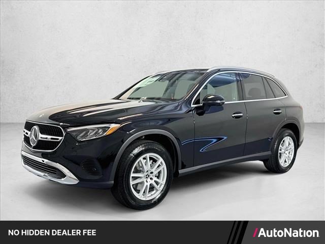 New 2026 Black Mercedes-Benz GLC 300 image 31