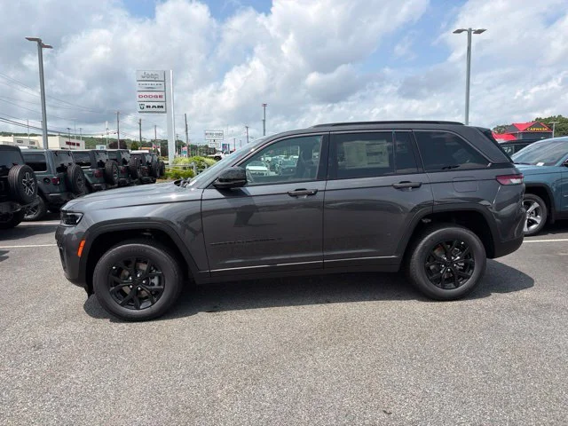 New 2026 Gray Jeep Altitude image 4