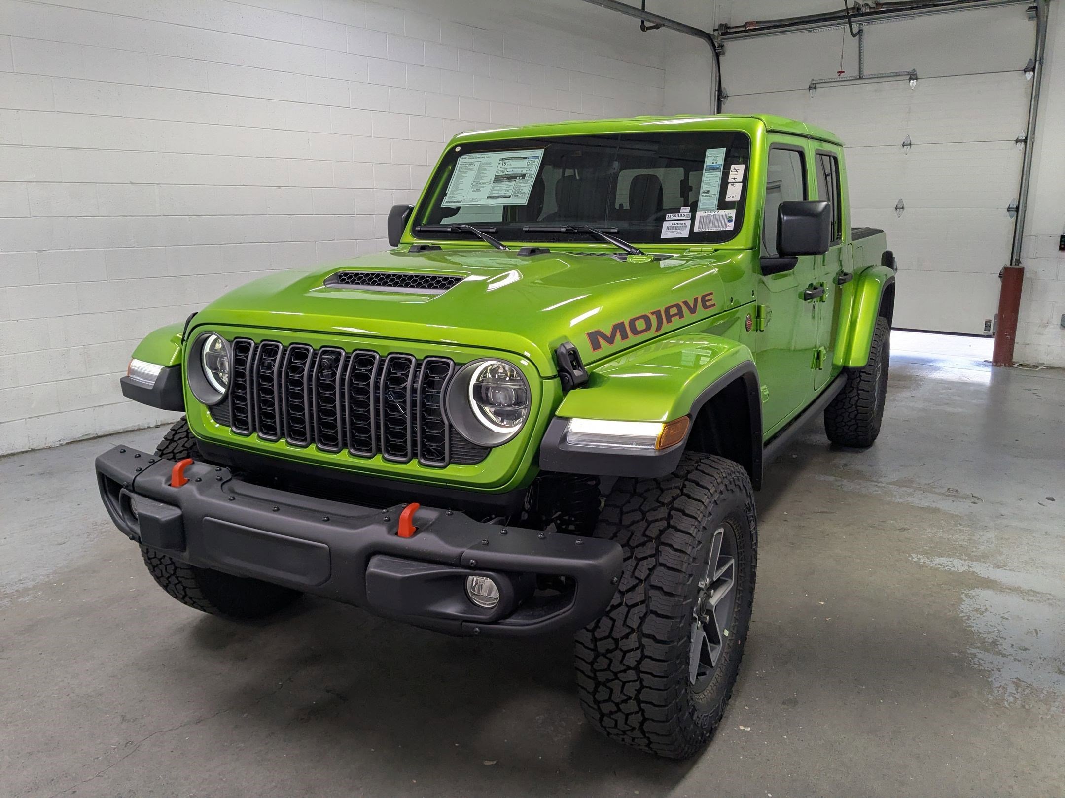 New 2025 Mojito Exterior Paint Jeep Mojave X image 9