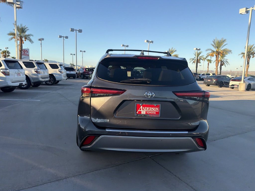 2021 Toyota Highlander Platinum - Photo 6
