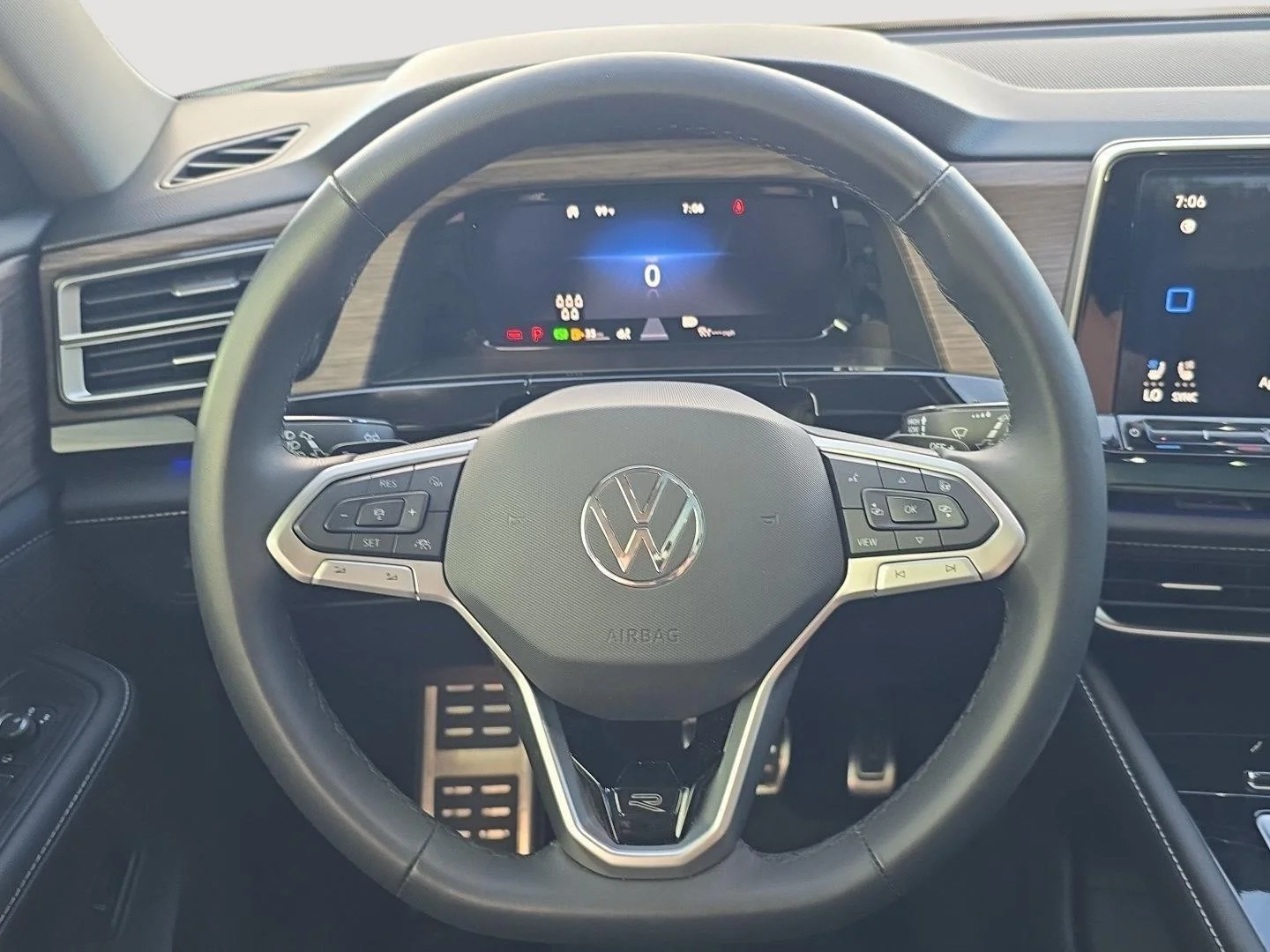2026 Volkswagen Atlas SEL Premium R-Line - Photo 26