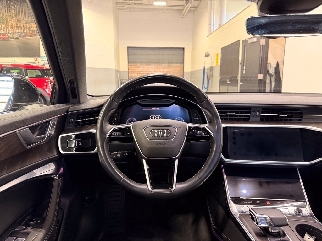 Used 2019 Black Audi quattro image 21