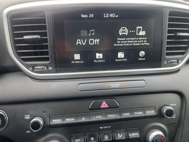 Used 2022 Sparkling Silver Kia LX image 15