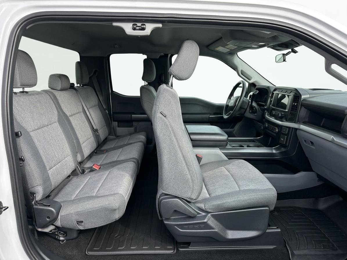 Used 2022 Oxford White Ford XL image 18
