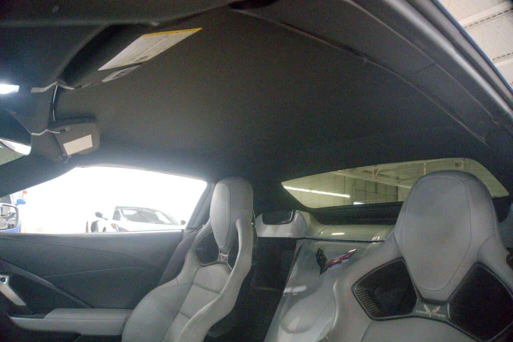 Used 2014 Blade Silver Metallic Chevrolet Stingray image 39