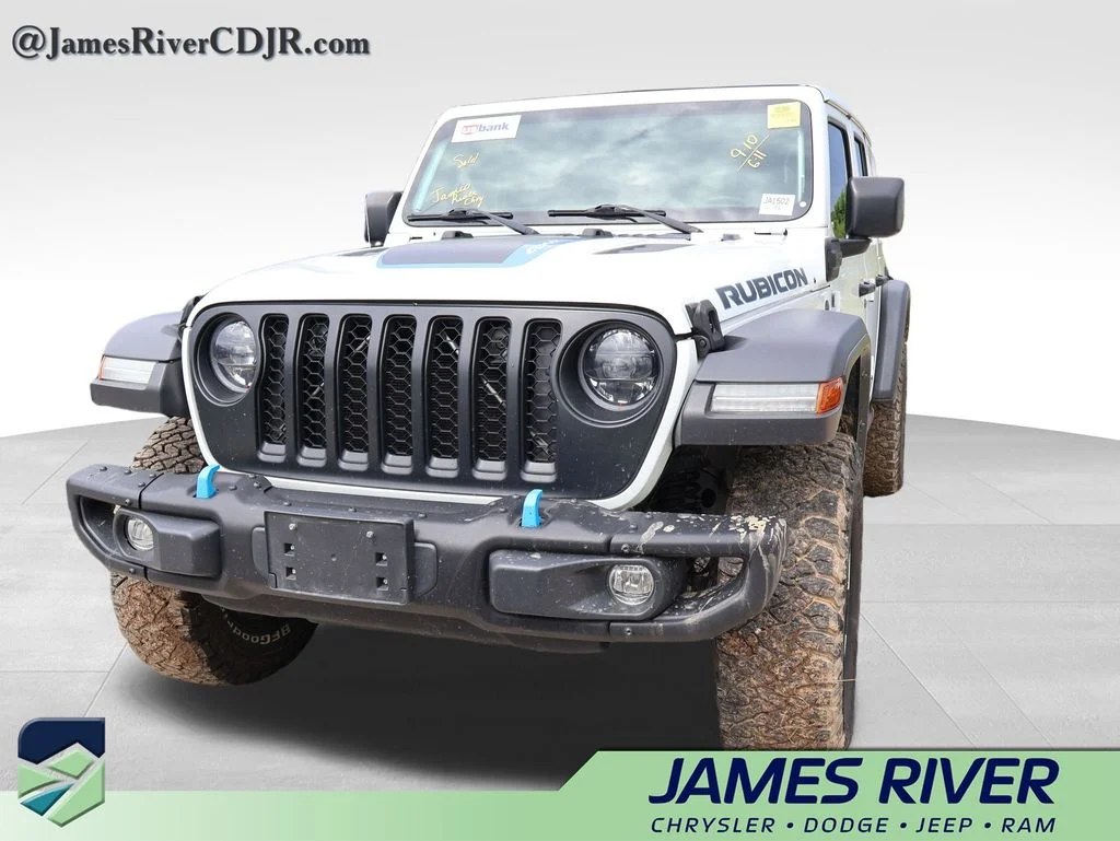 Used 2023 White Jeep Rubicon 4xe image 3