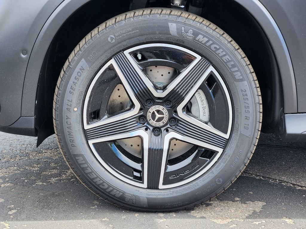 New 2027 MANUFAKTUR Graphite Grey Magno Mercedes-Benz GLC 300 COUPE 4MATIC® image 20