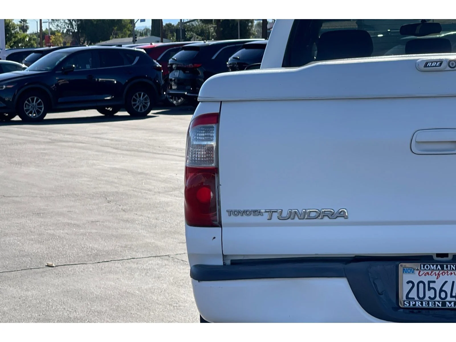 Used 2004 Natural White Toyota Ltd image 14