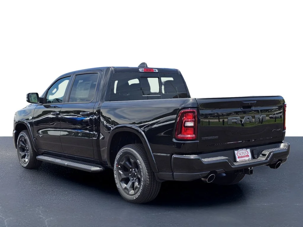 New 2026 Diamond Black Crystal Pearl-Coat Exterior Paint RAM Big Horn/Lone Star image 13