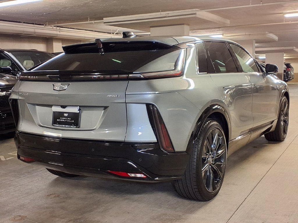 2026 Cadillac LYRIQ Signature Sport - Photo 8