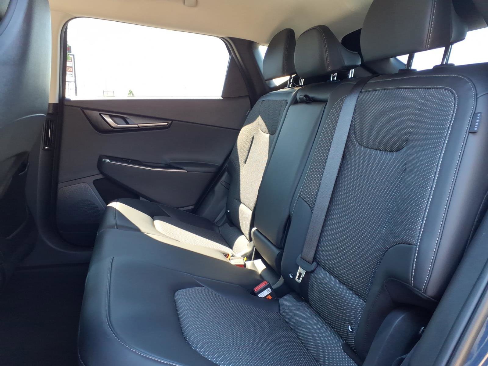 Certified Used 2025 Midnight Lake Blue Kia Light Long Range image 16