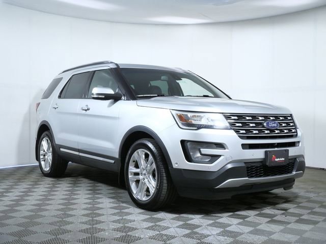 2017 Ford Explorer Limited 4WD's photo