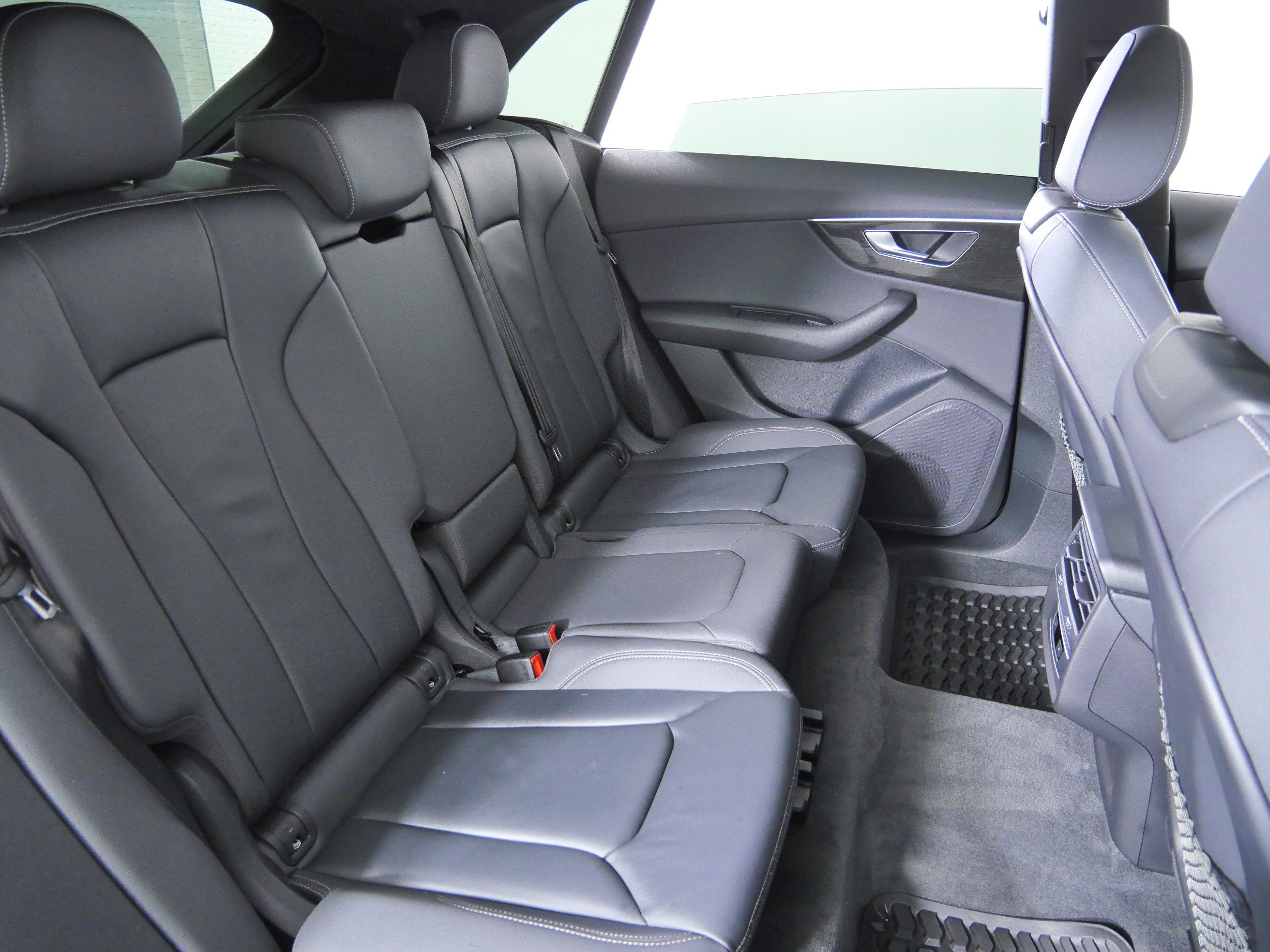 Certified Used 2021 White Audi Premium image 17